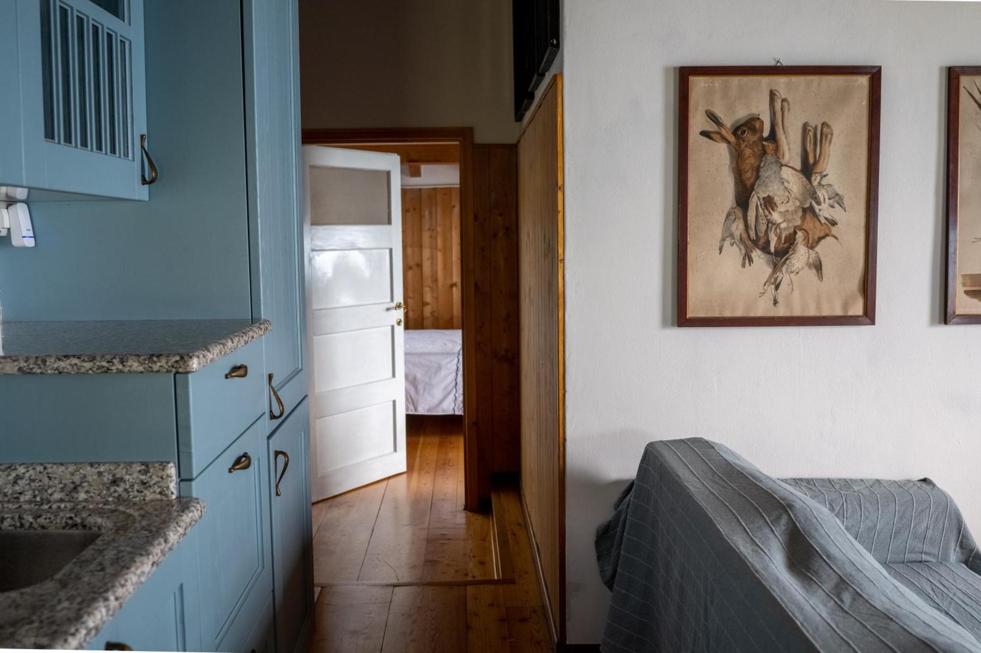 Апартаменты Casa Caravino Варенна Экстерьер фото